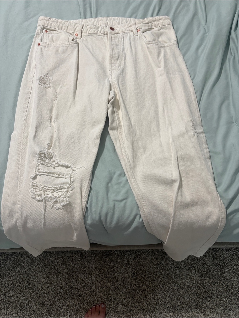 White Distressed Women’s Jeans